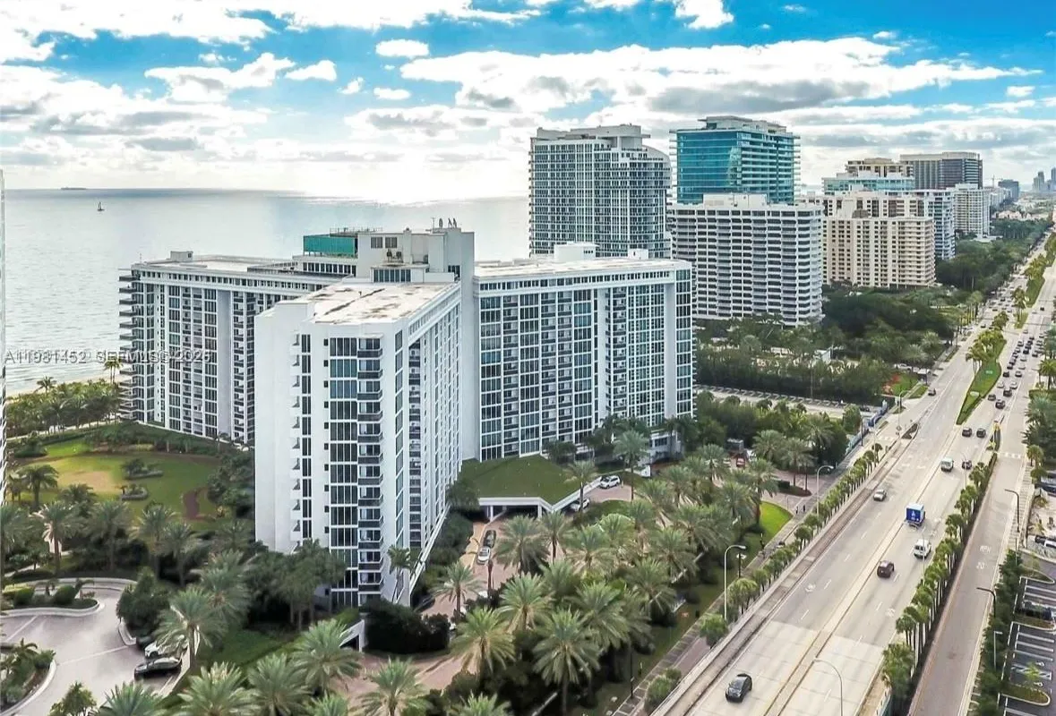 10275 Collins Ave # 933, Bal Harbour FL 33154