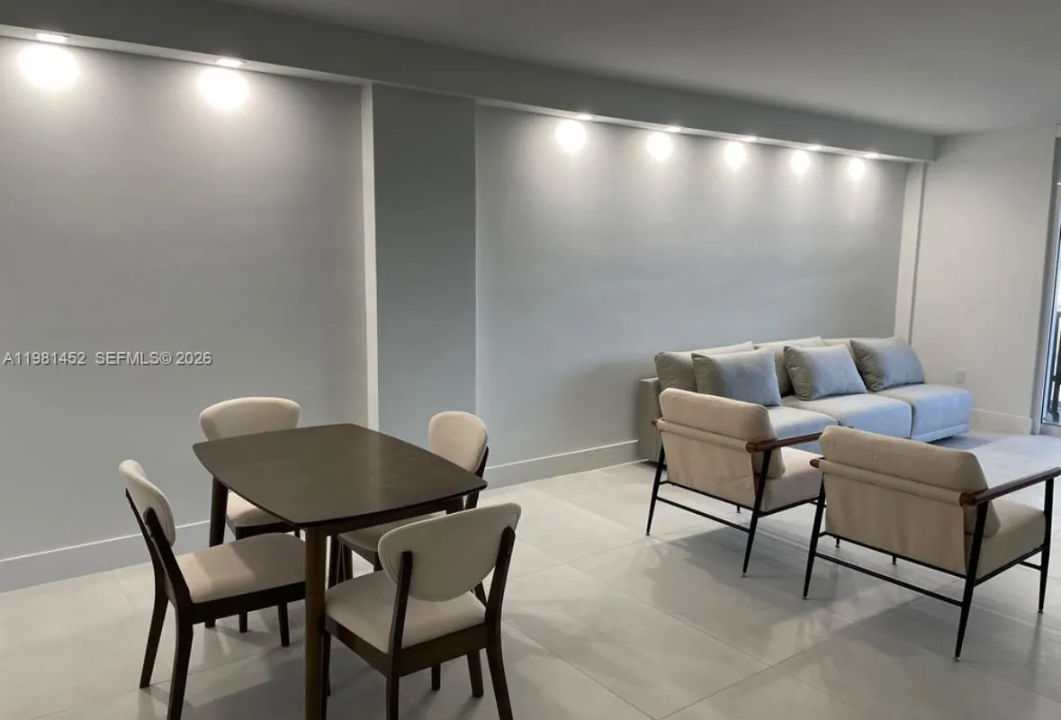 10275 Collins Ave # 933, Bal Harbour FL 33154