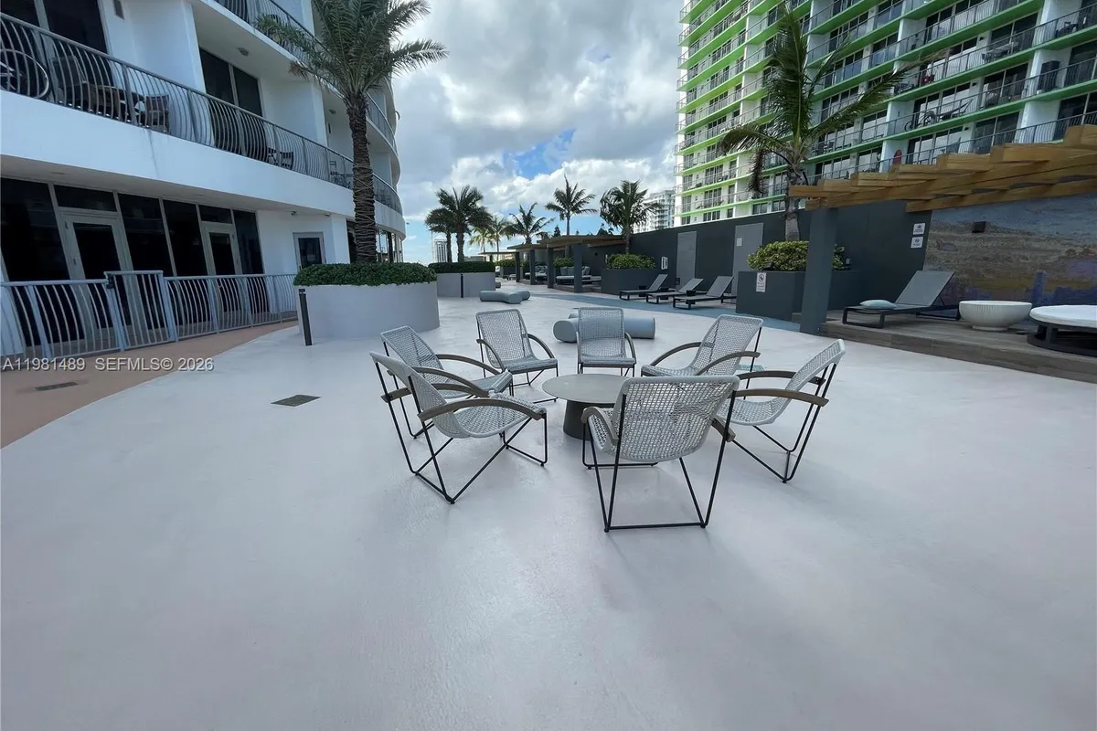 1750 N Bayshore Dr # 2814, Miami FL 33132