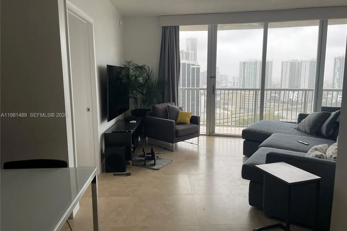 1750 N Bayshore Dr # 2814, Miami FL 33132