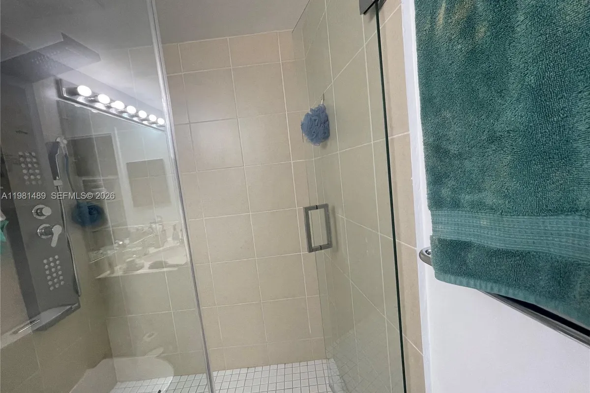 1750 N Bayshore Dr # 2814, Miami FL 33132