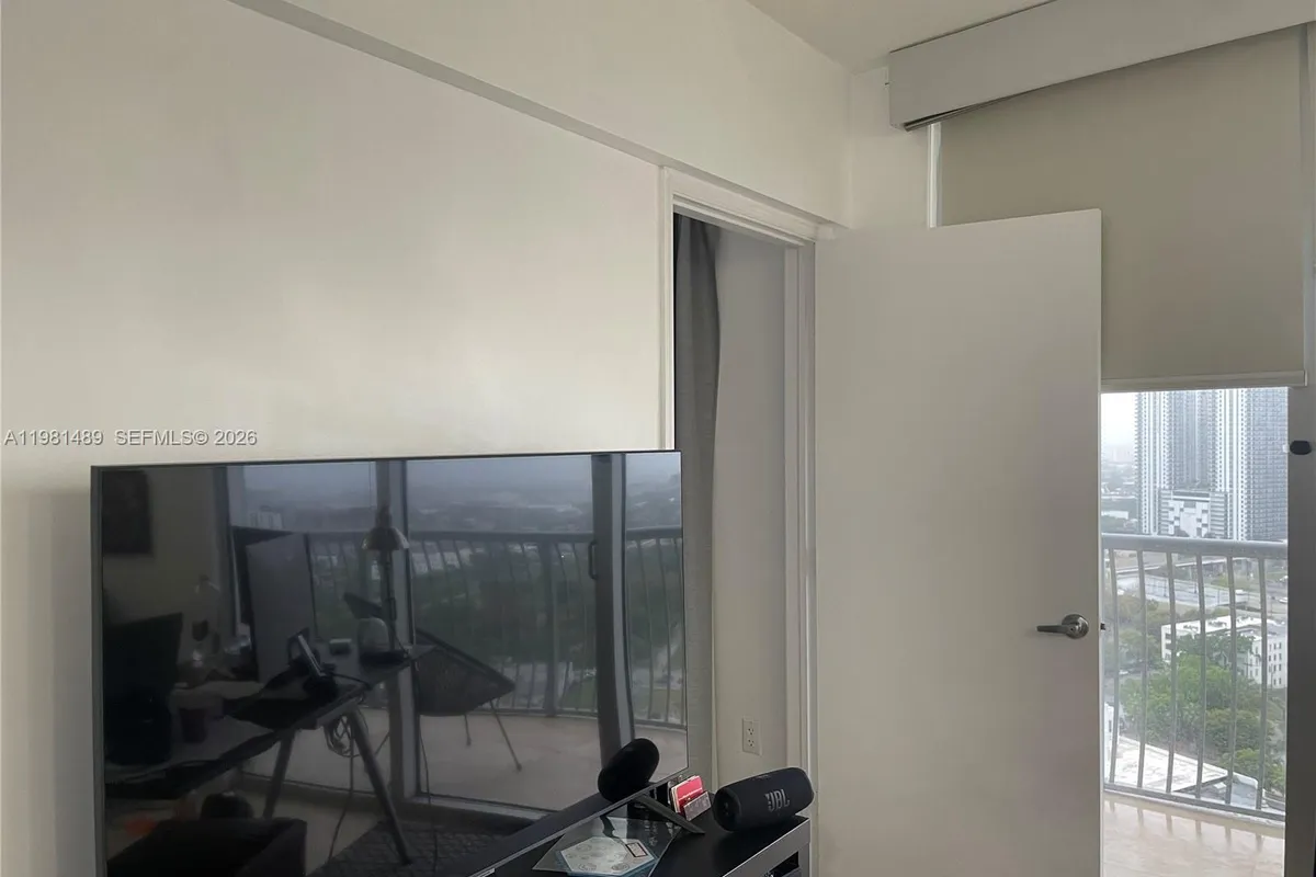 1750 N Bayshore Dr # 2814, Miami FL 33132
