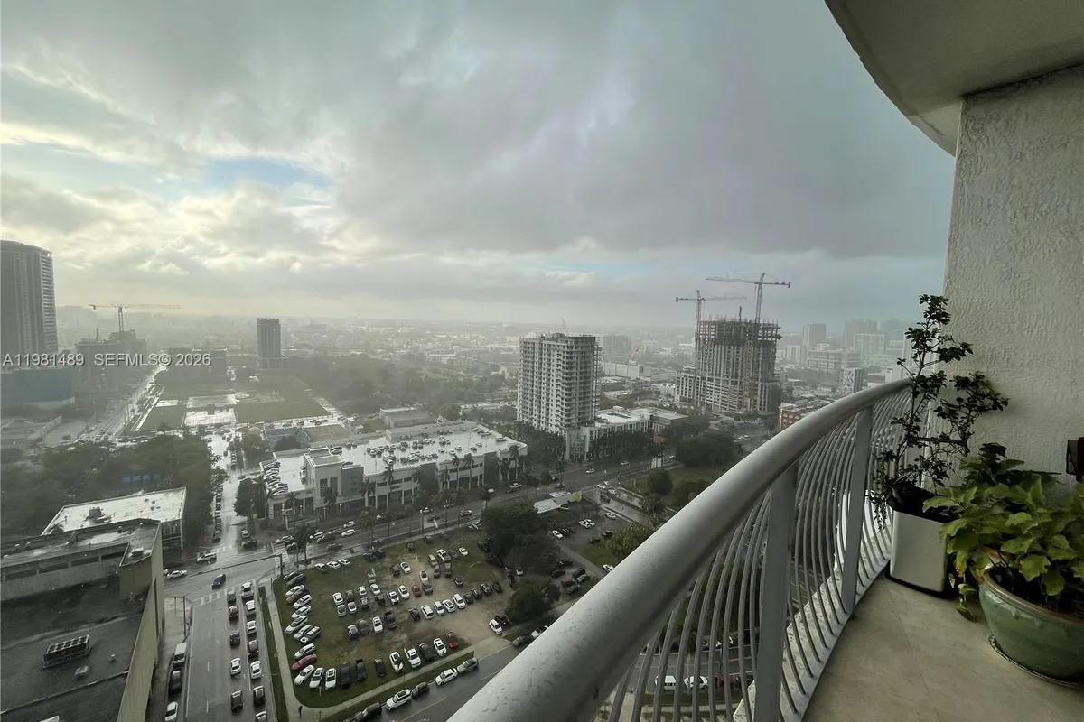 1750 N Bayshore Dr # 2814, Miami FL 33132