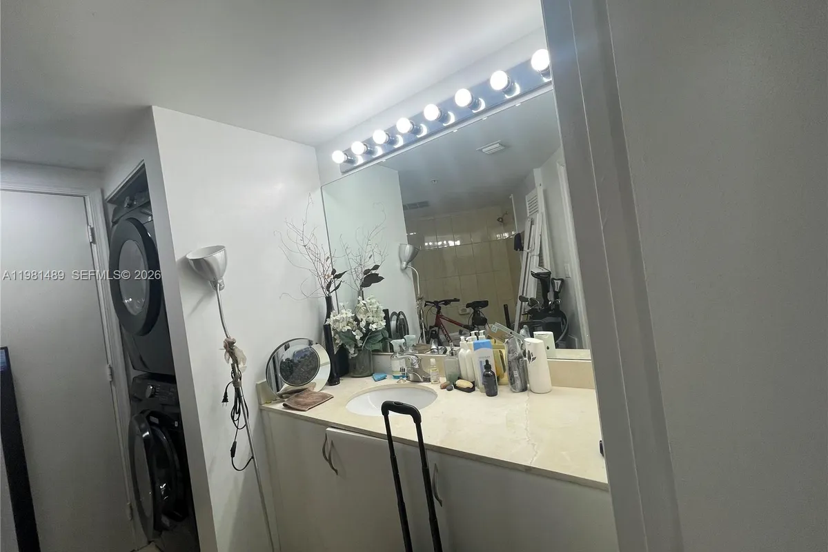 1750 N Bayshore Dr # 2814, Miami FL 33132