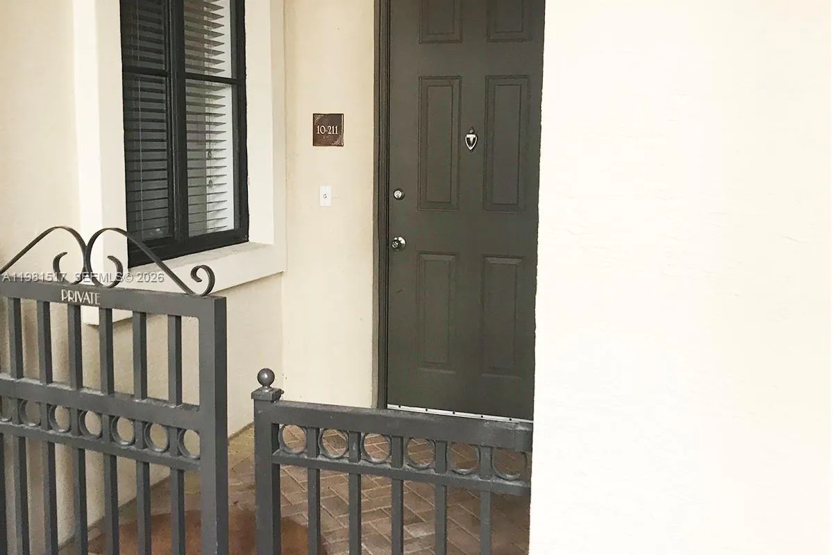 3020 NW 125th Ave # 211, Sunrise FL 33323