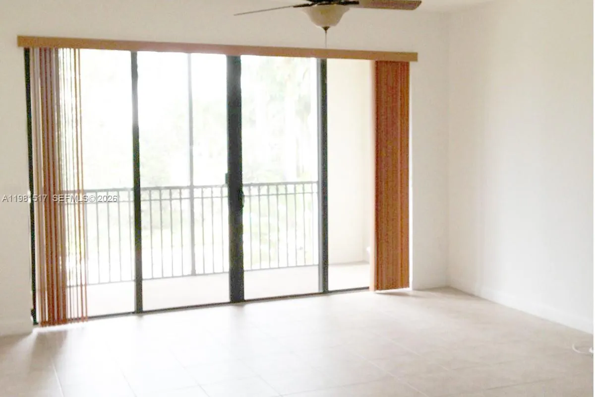 3020 NW 125th Ave # 211, Sunrise FL 33323