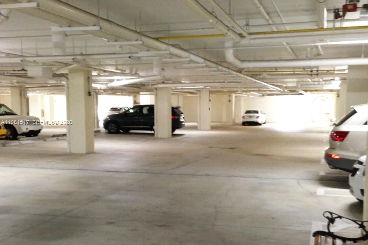 3020 NW 125th Ave # 211, Sunrise FL 33323