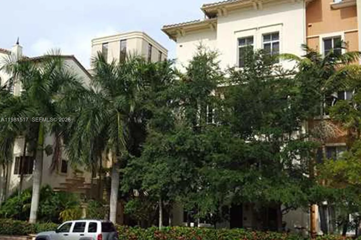 3020 NW 125th Ave # 211, Sunrise FL 33323