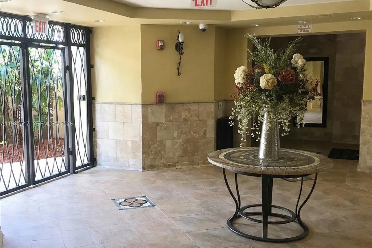 3020 NW 125th Ave # 211, Sunrise FL 33323