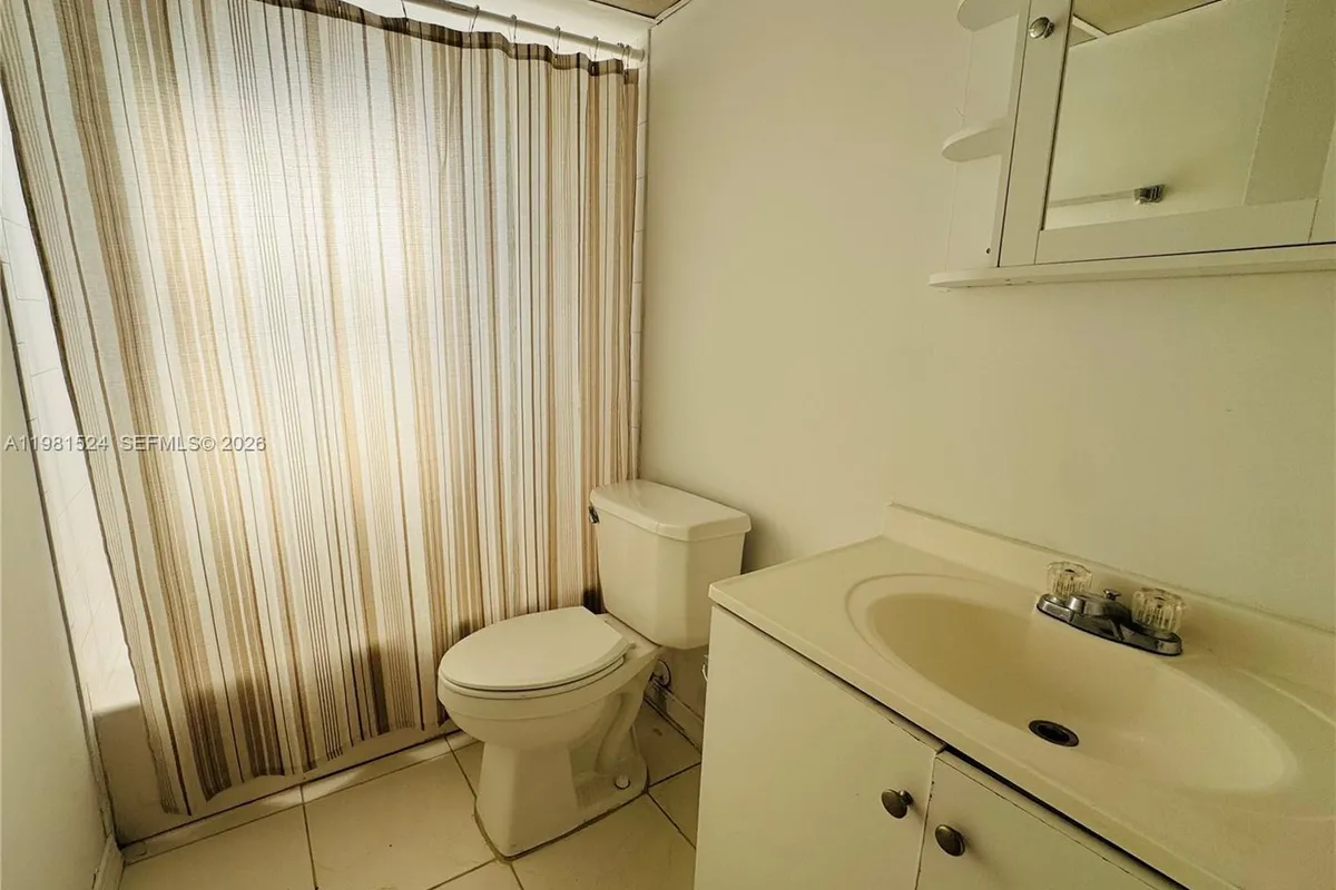 1800 SW 81st Ave # 1414, North Lauderdale FL 33068