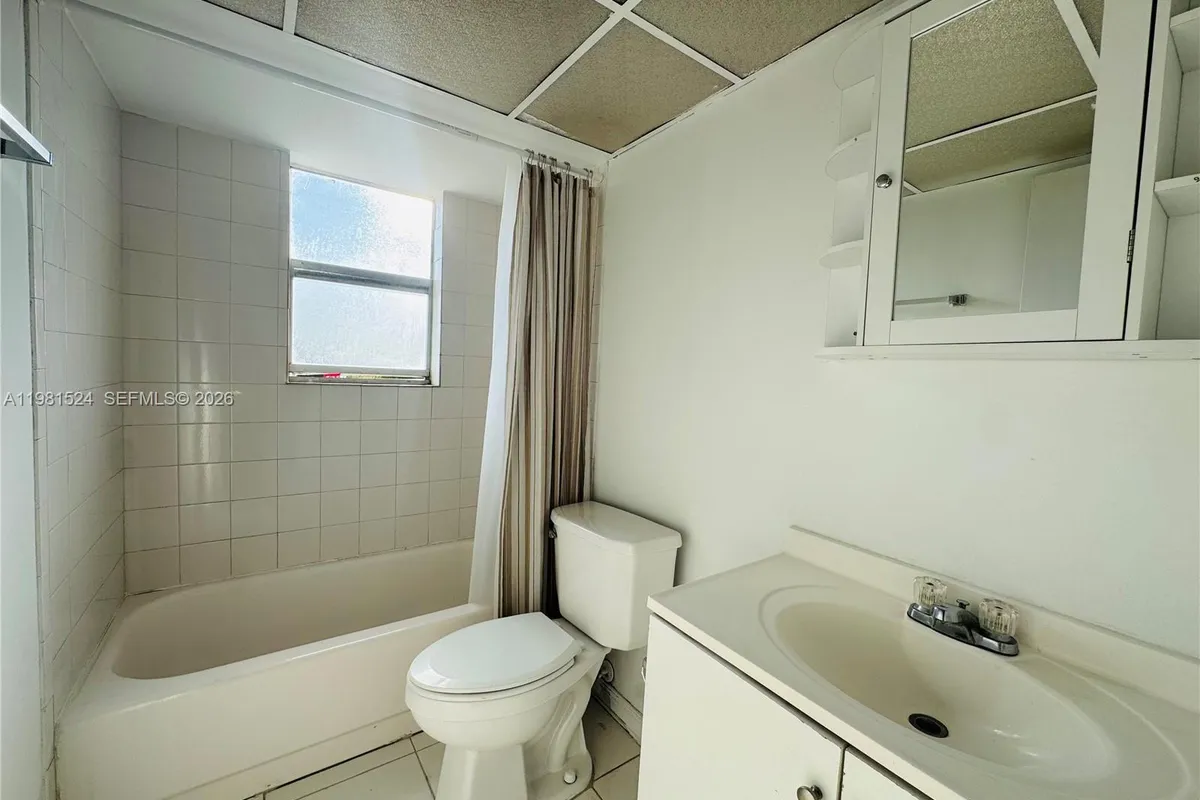 1800 SW 81st Ave # 1414, North Lauderdale FL 33068