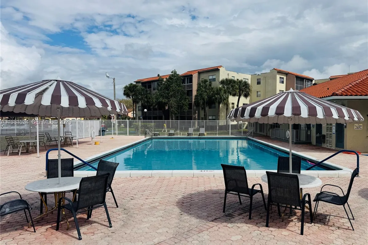 1800 SW 81st Ave # 1414, North Lauderdale FL 33068