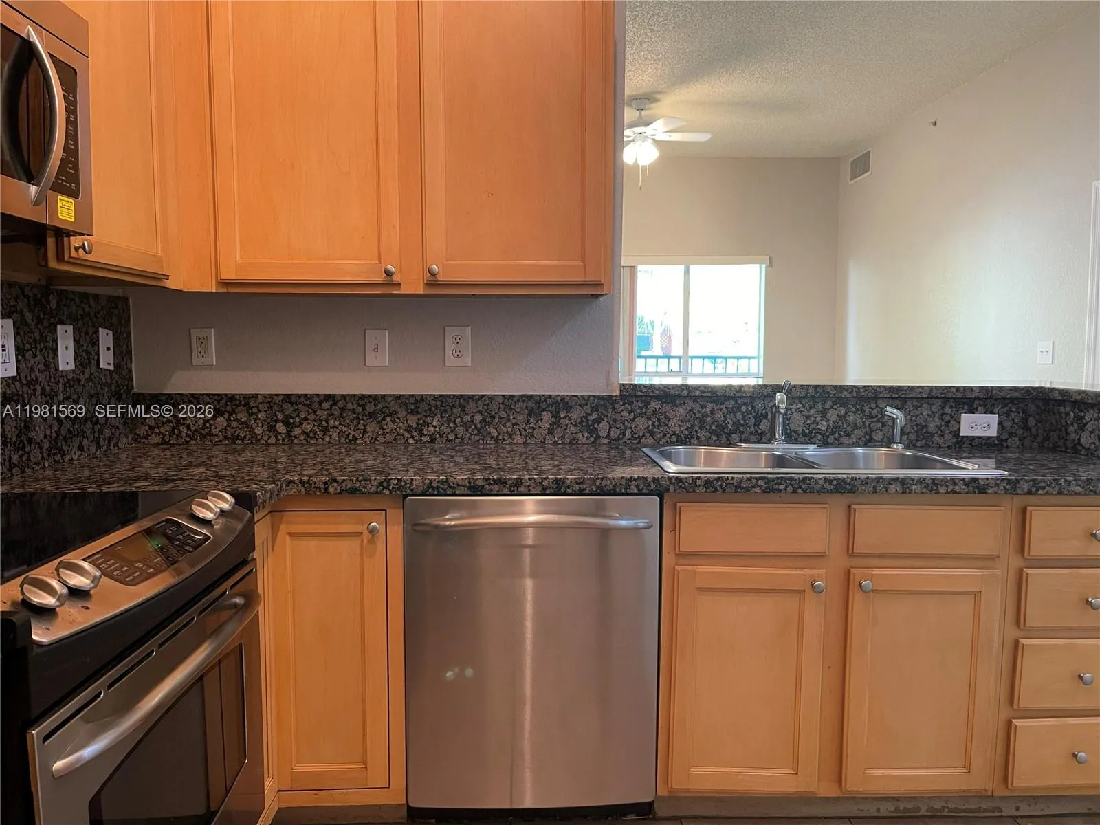 6001 SW 70th St # 130, South Miami FL 33143