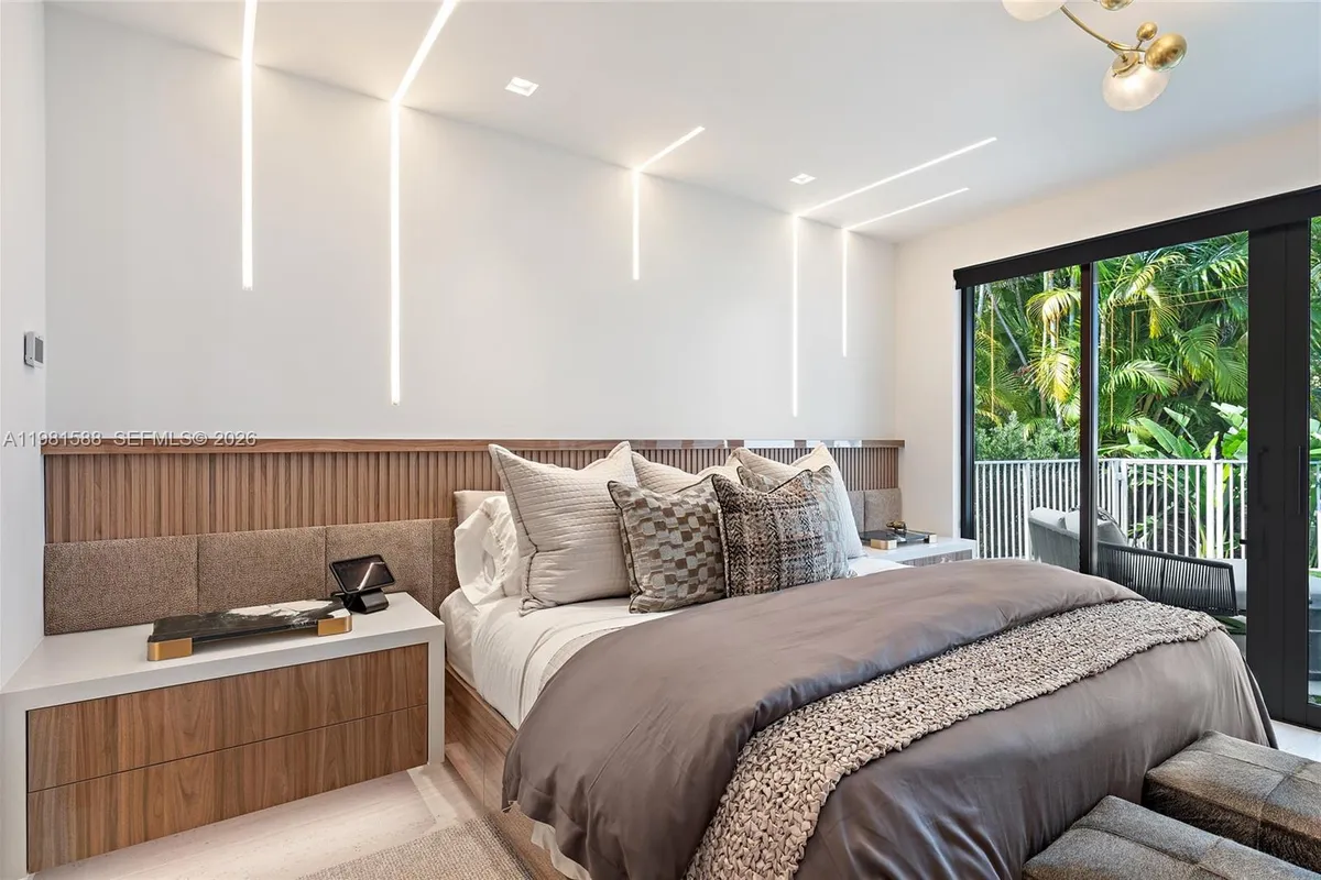 3501 Captains Way, Jupiter FL 33477