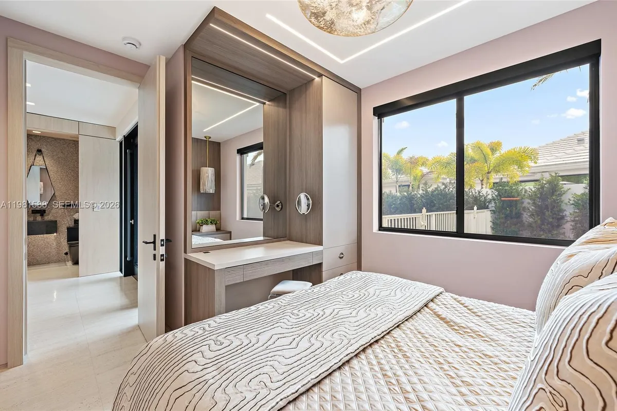 3501 Captains Way, Jupiter FL 33477