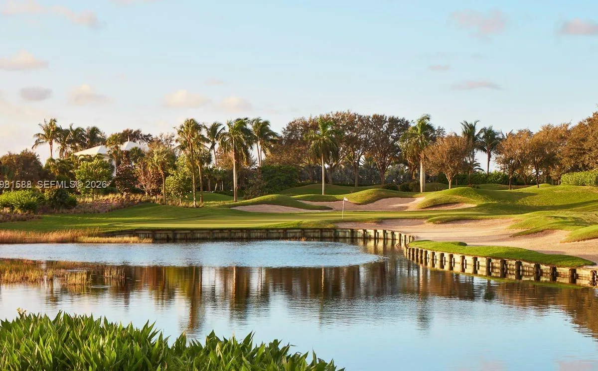 3501 Captains Way, Jupiter FL 33477