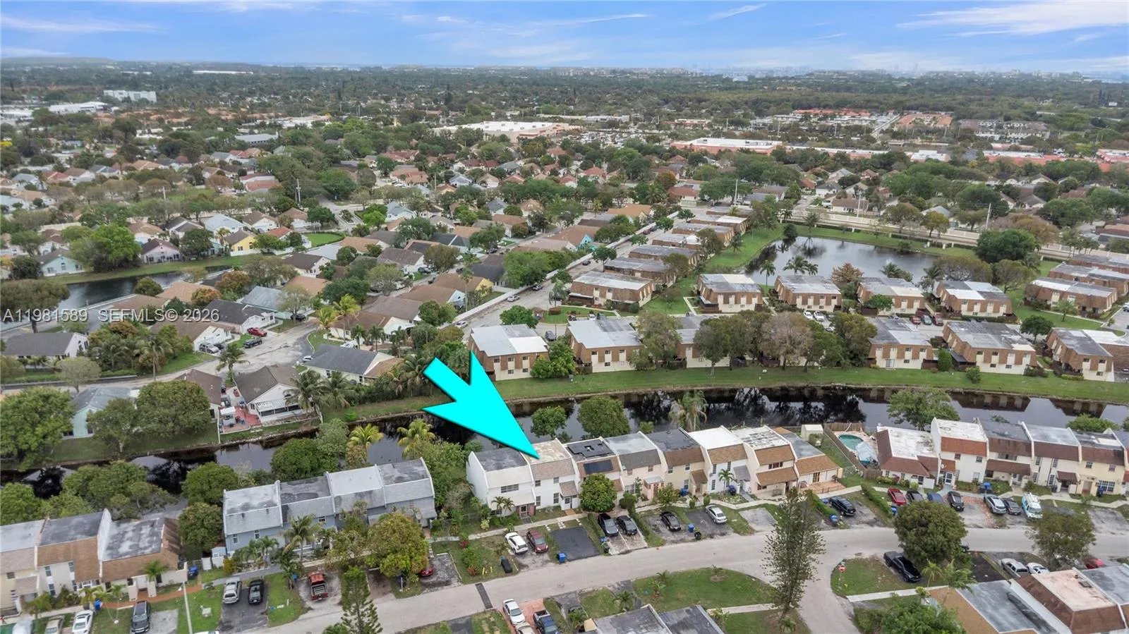 1355 Seaview, North Lauderdale FL 33068