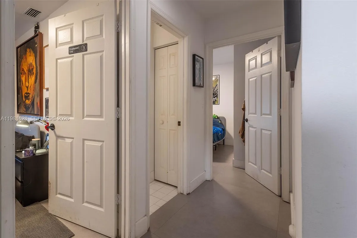 743 SW 121st Ave, Pembroke Pines FL 33025