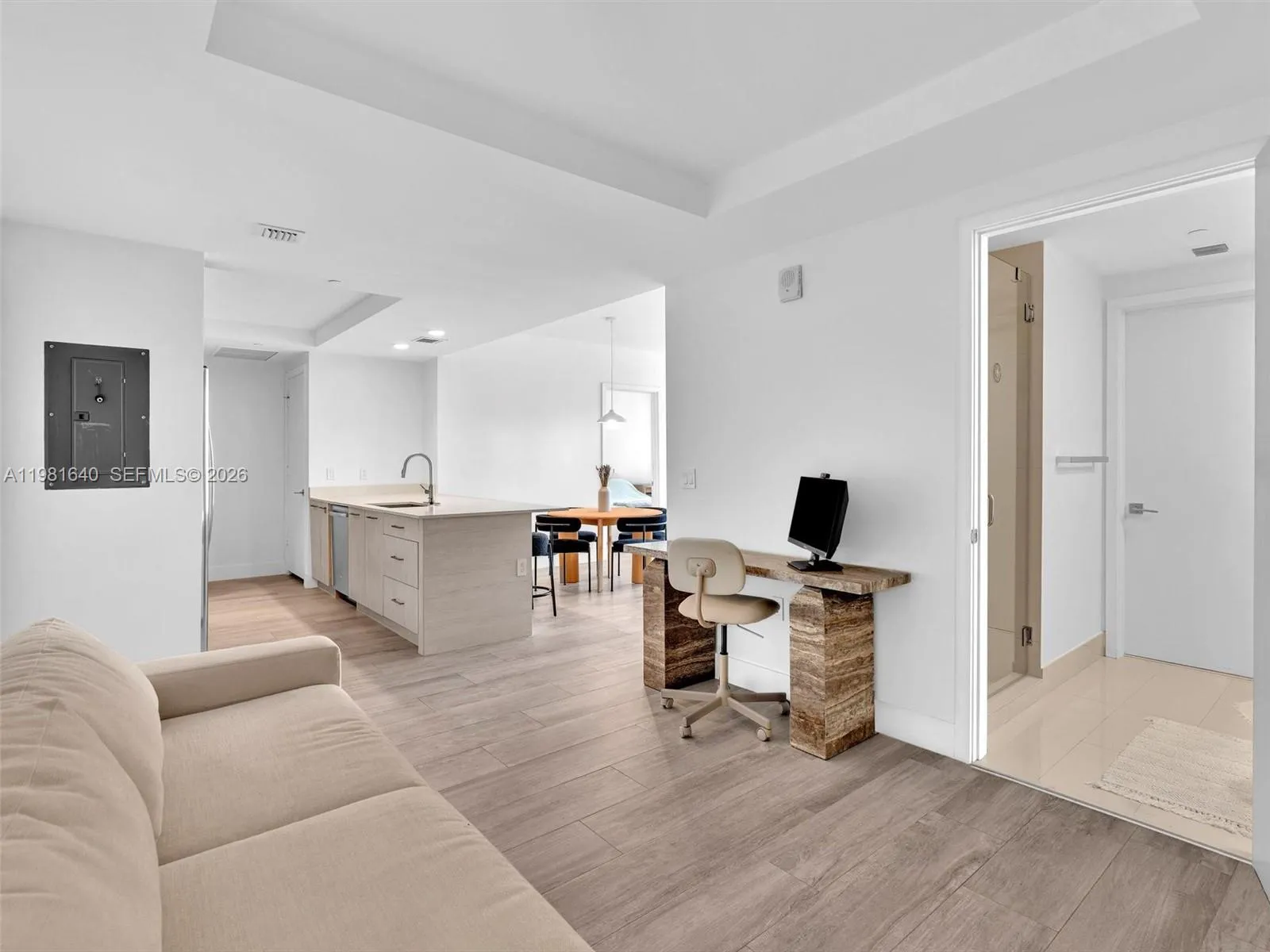 121 NE 34th St # 2102, Miami FL 33137