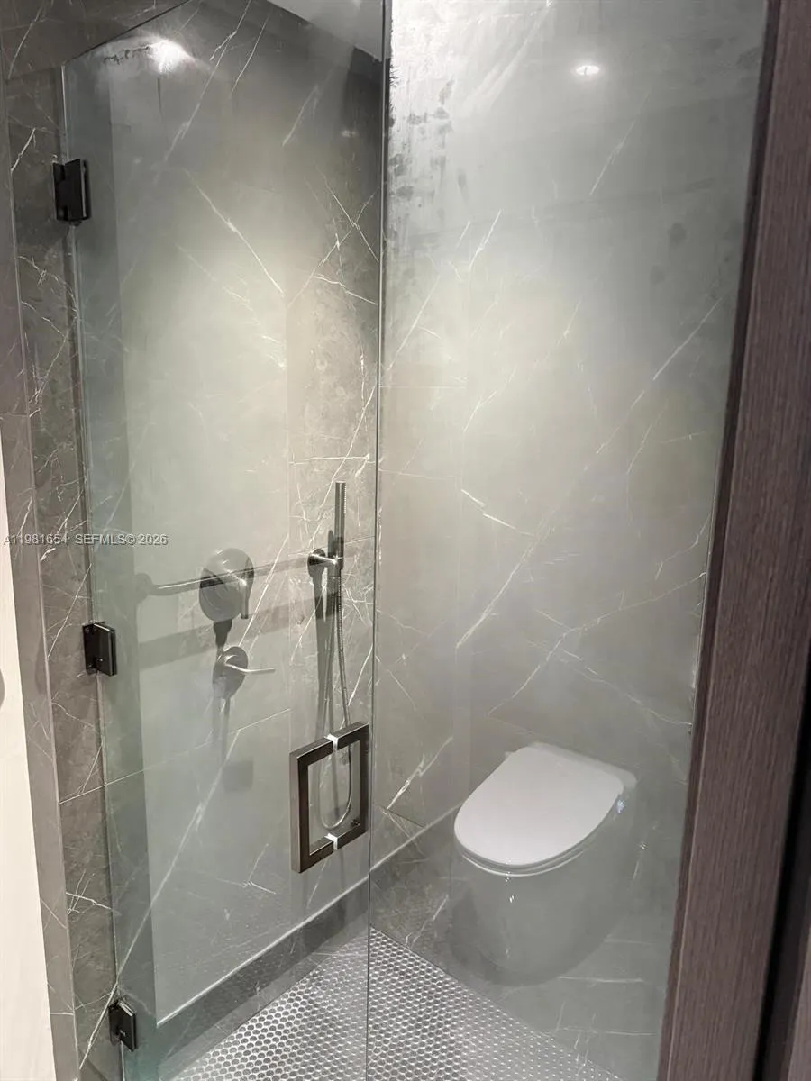 20 NE 11th St # 2606B, Miami FL 33132