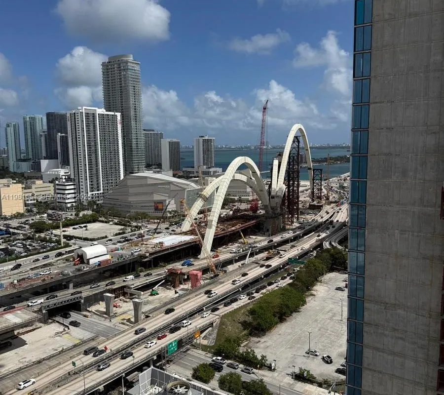 20 NE 11th St # 2606B, Miami FL 33132