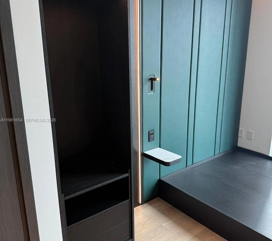 20 NE 11th St # 2606B, Miami FL 33132