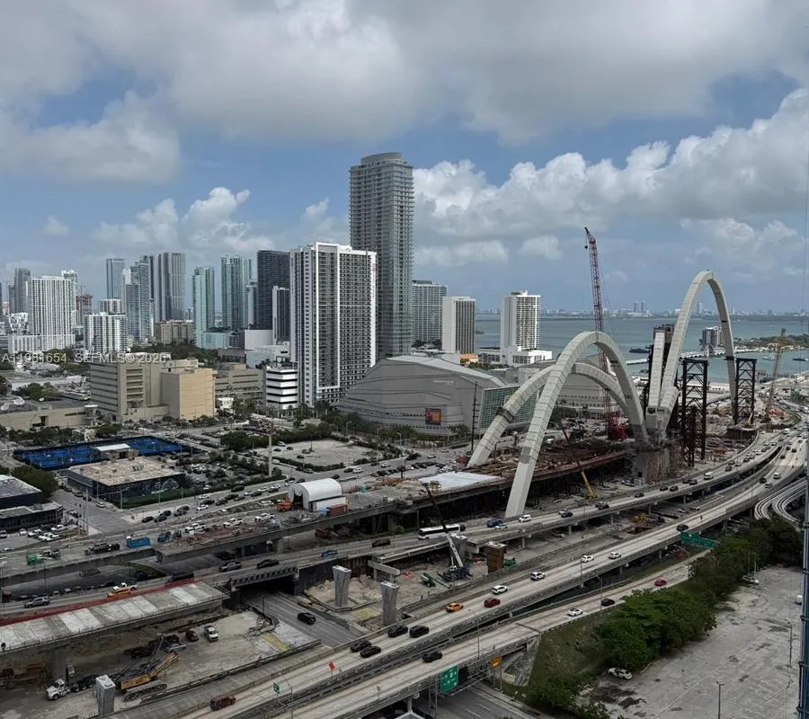 20 NE 11th St # 2606B, Miami FL 33132