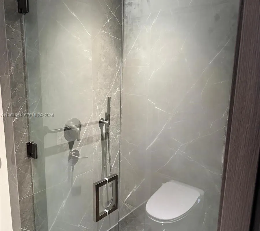 20 NE 11th St # 2606B, Miami FL 33132