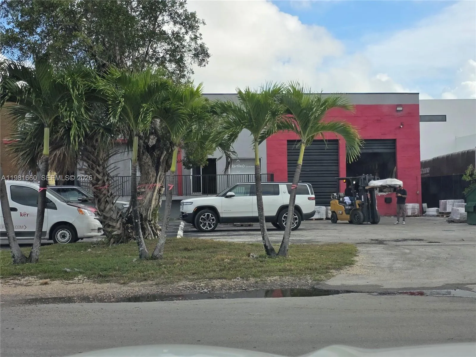 3281 NW 78th Ave, Doral FL 33122