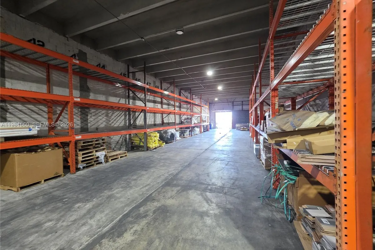 3281 NW 78th Ave, Doral FL 33122