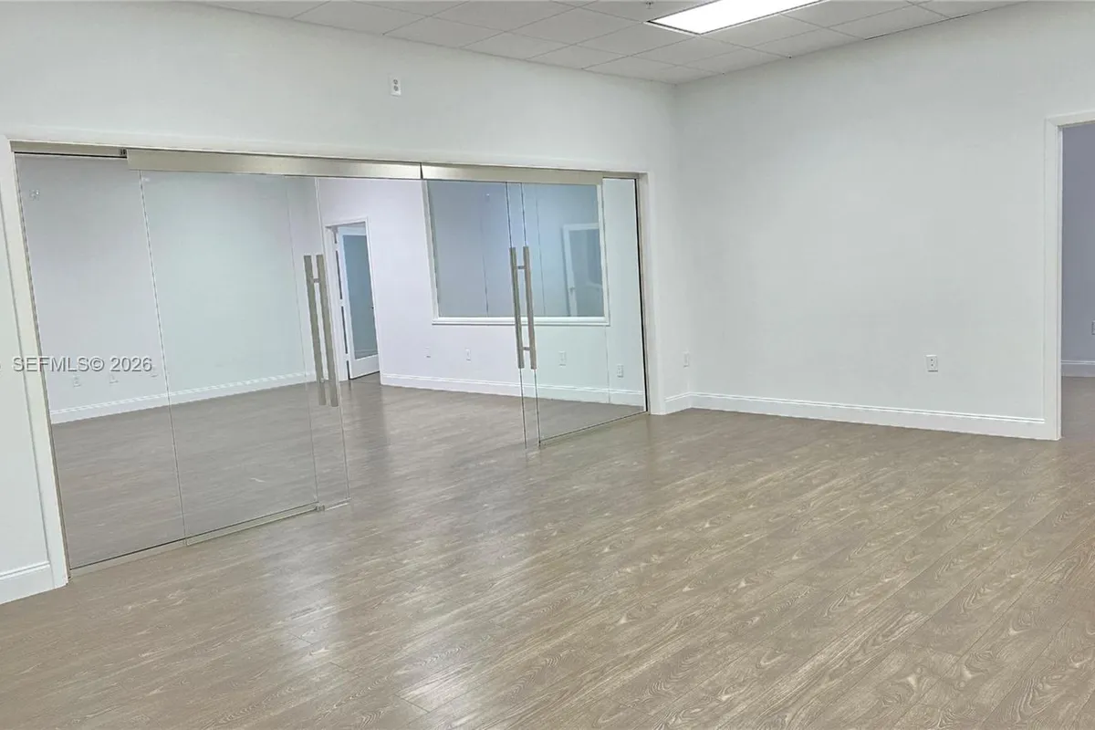 7791 NW 46th St # 306, Doral FL 33166