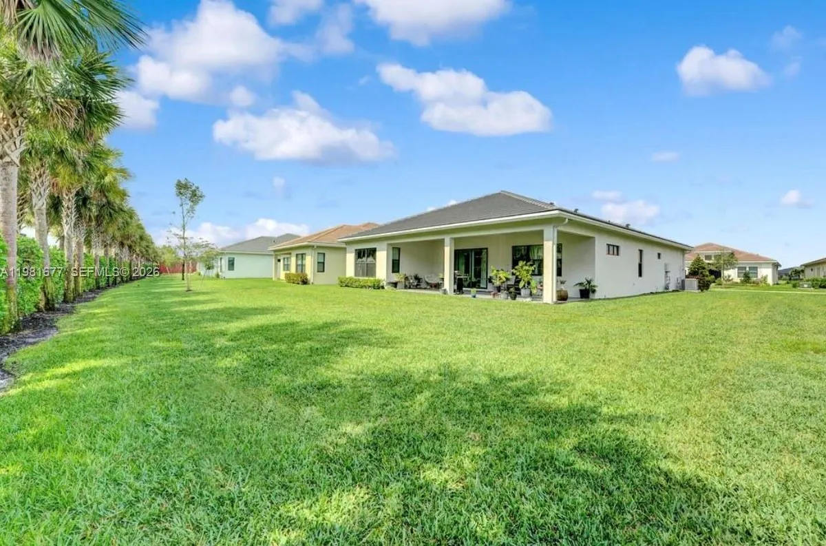 5364 Siesta Key Ln, Loxahatchee FL 33470