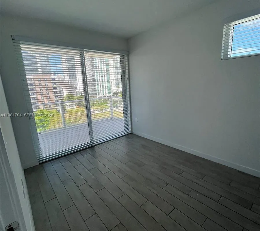 321 NE 26th St # 717, Miami FL 33137