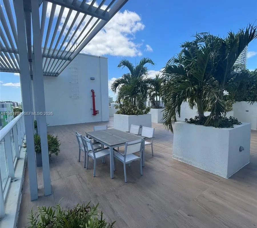 321 NE 26th St # 717, Miami FL 33137