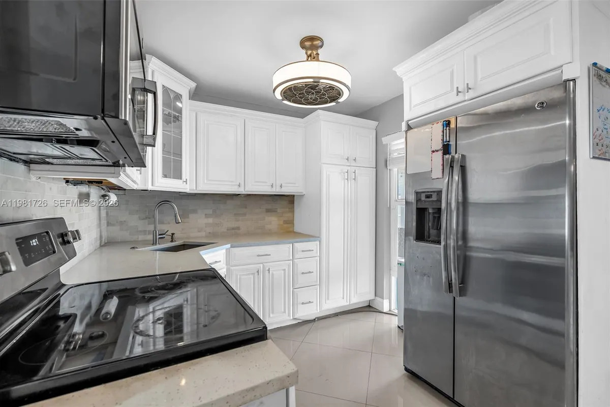 6140 NW 19th Ct, Margate FL 33063