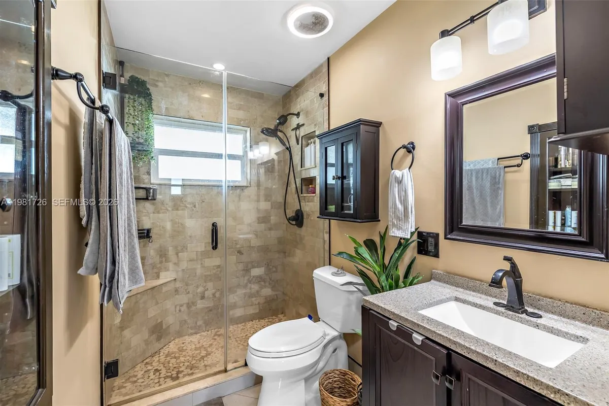 6140 NW 19th Ct, Margate FL 33063