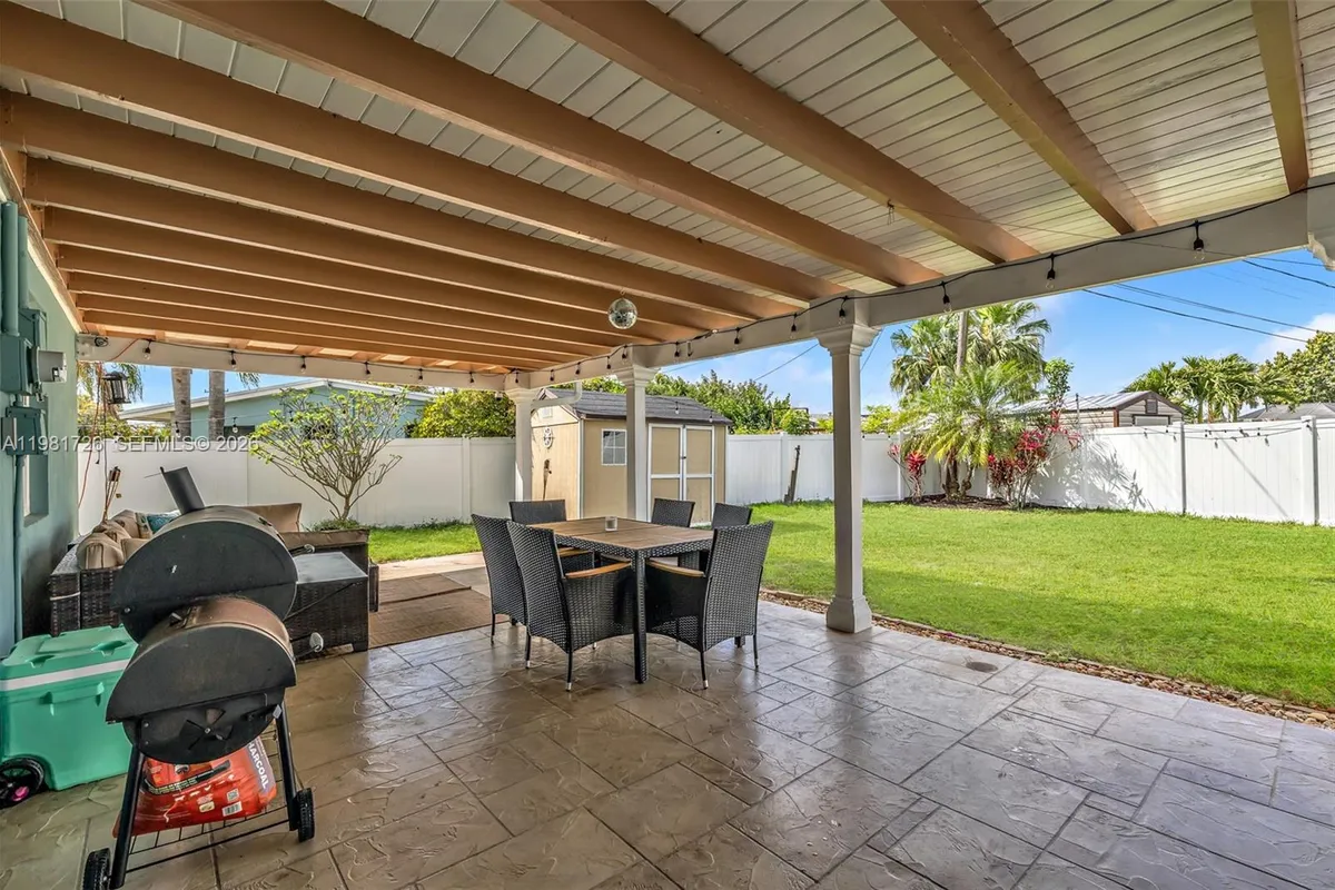 6140 NW 19th Ct, Margate FL 33063