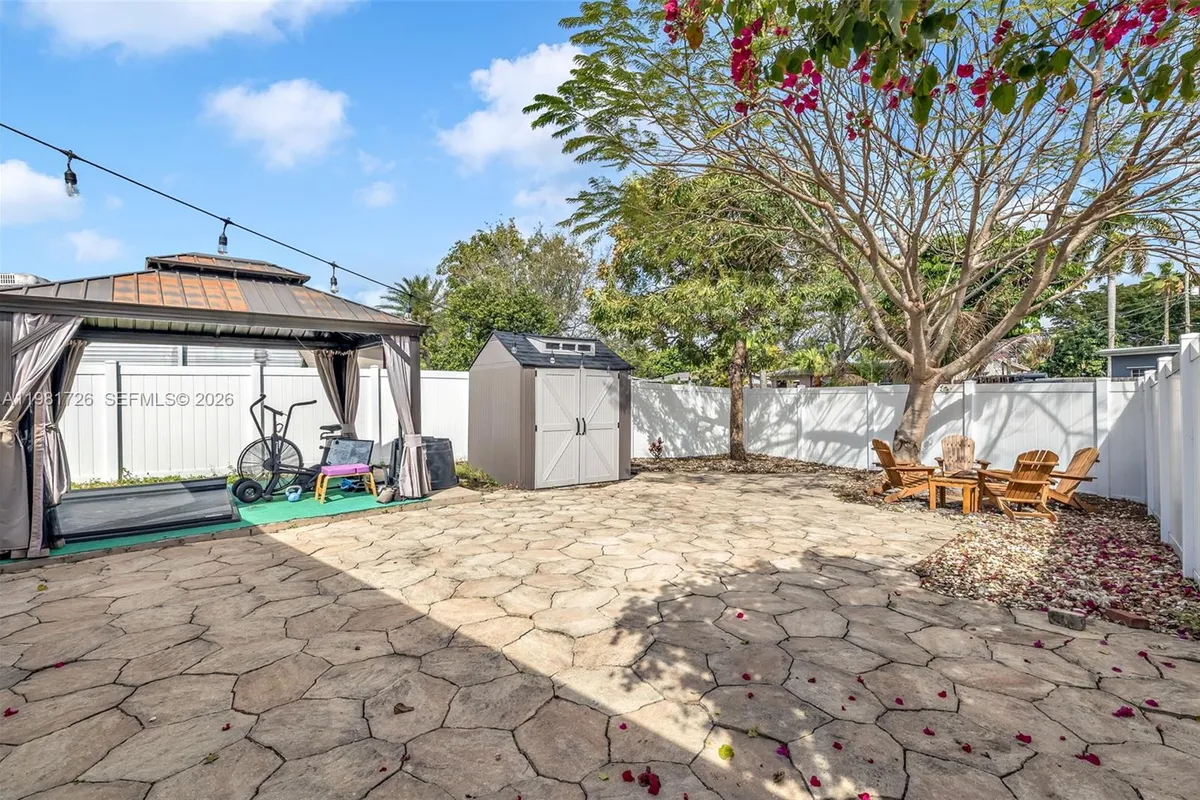 6140 NW 19th Ct, Margate FL 33063