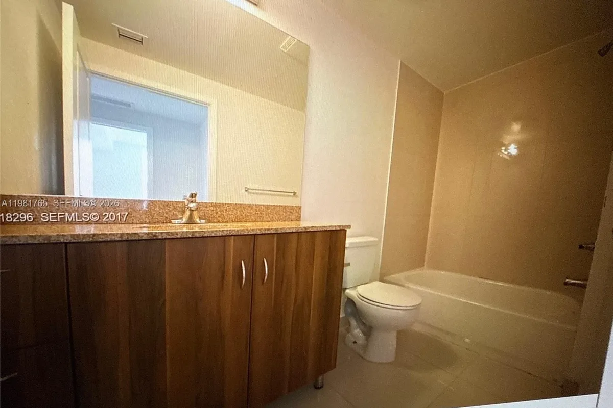 601 NE 23rd St # 605, Miami FL 33137