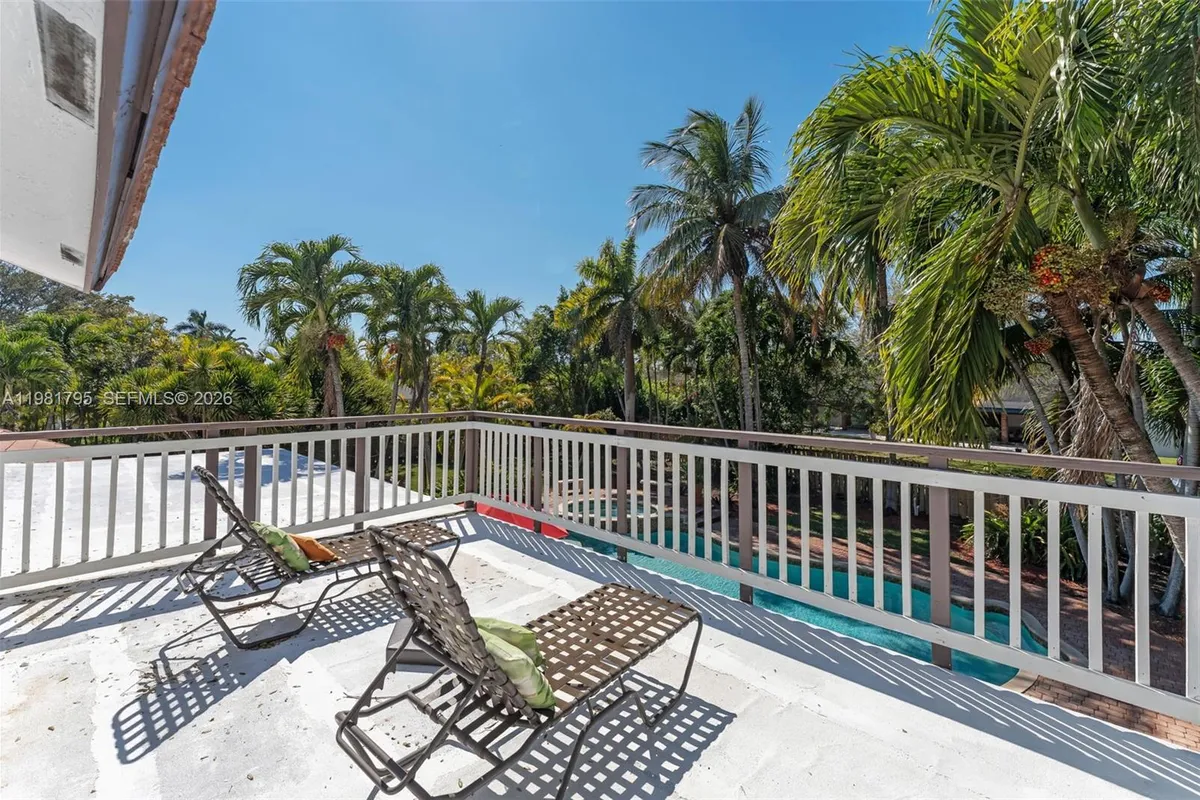 16564 SW 153rd Ct, Miami FL 33187