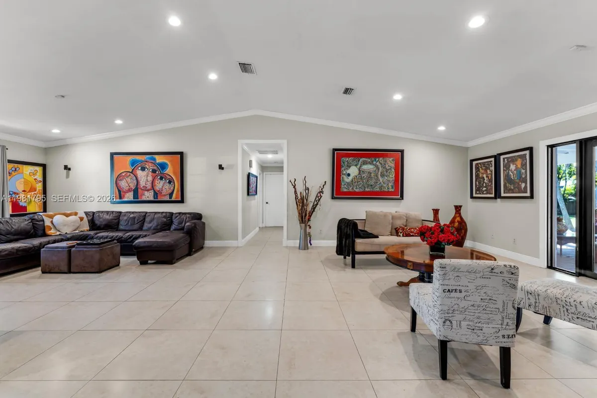 16564 SW 153rd Ct, Miami FL 33187