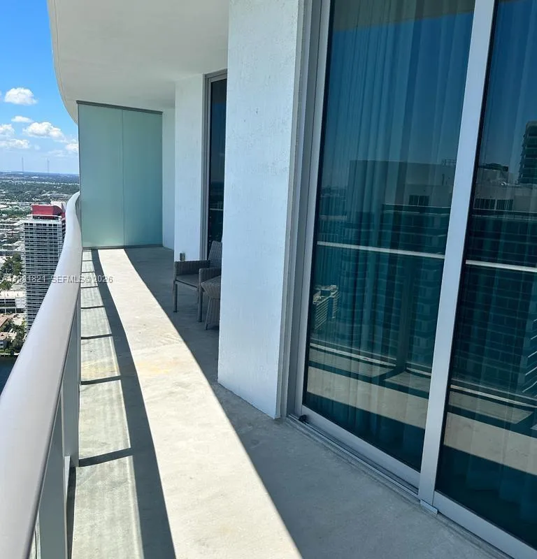 4111 S Ocean Dr, Hollywood FL 33019