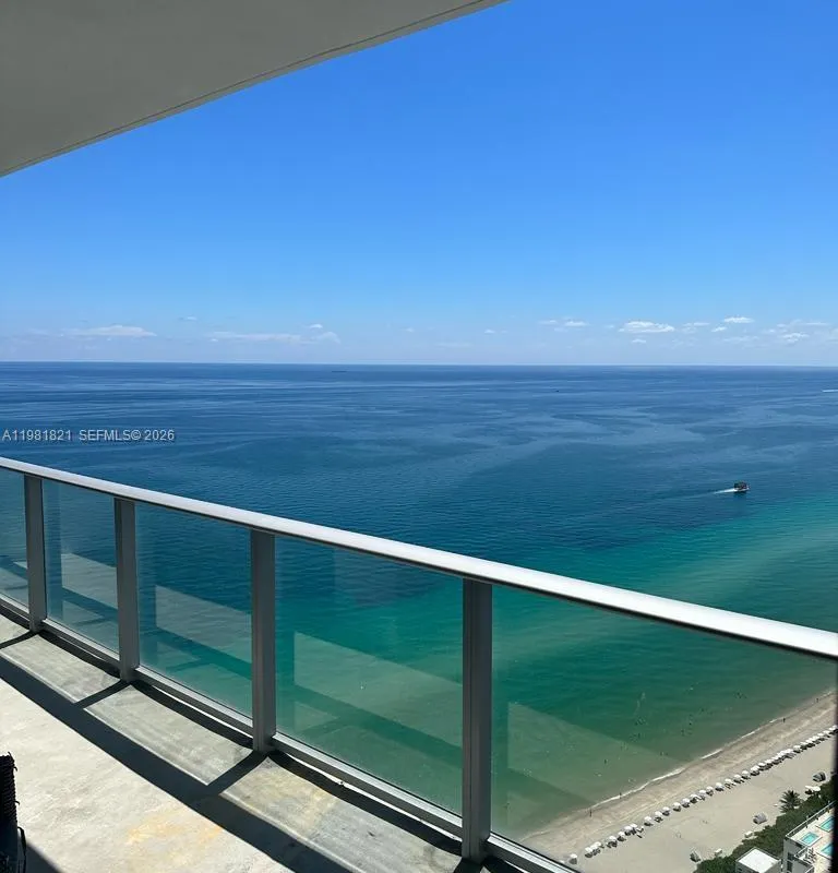 4111 S Ocean Dr, Hollywood FL 33019