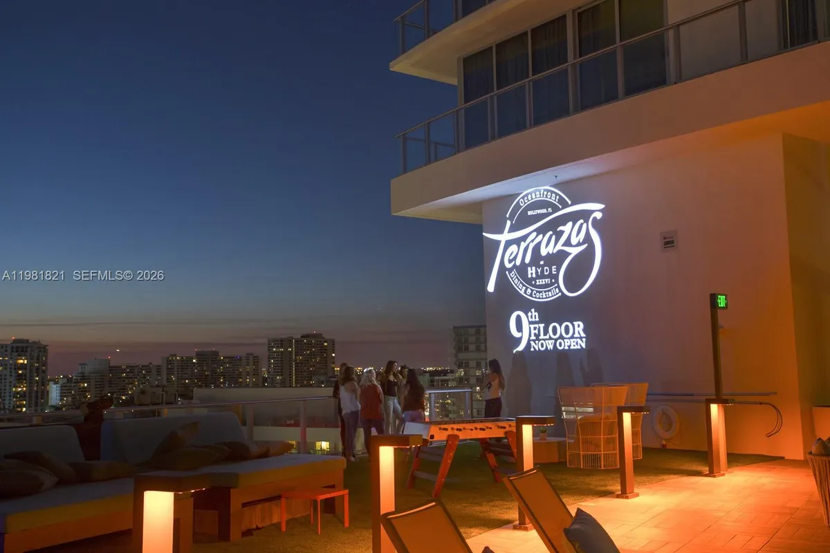 4111 S Ocean Dr, Hollywood FL 33019