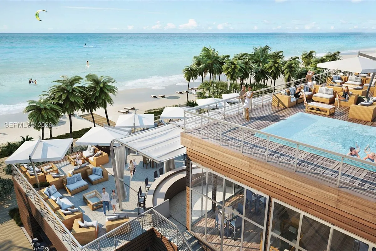 4111 S Ocean Dr, Hollywood FL 33019