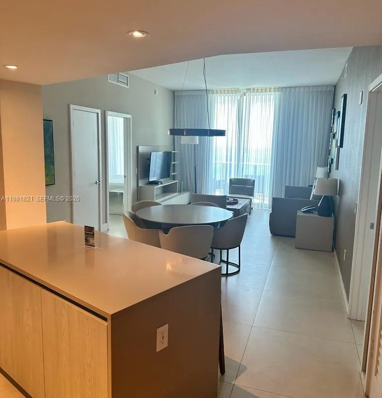 4111 S Ocean Dr, Hollywood FL 33019