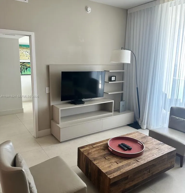 4111 S Ocean Dr, Hollywood FL 33019