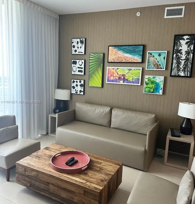 4111 S Ocean Dr, Hollywood FL 33019