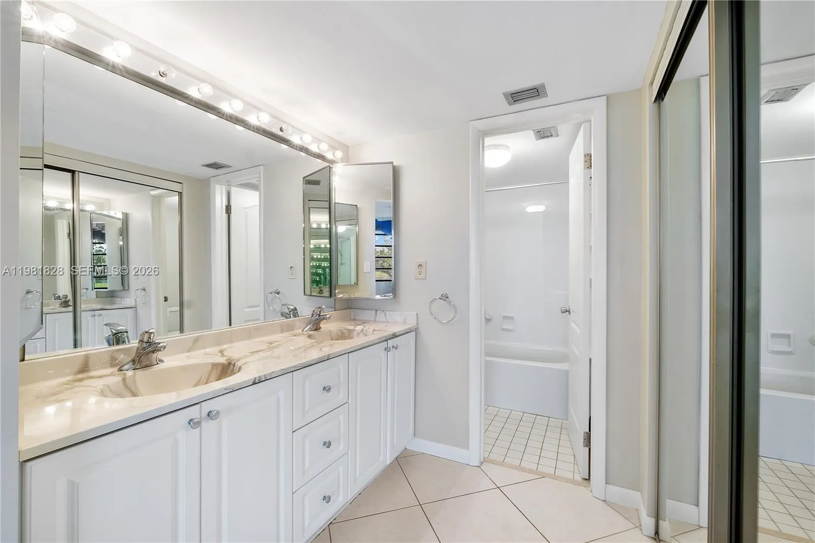 1101 Colony Point Cir # 101, Pembroke Pines FL 33026