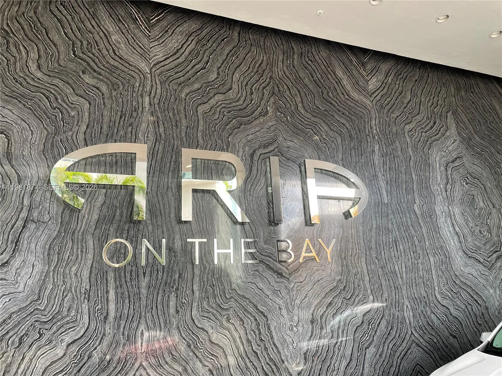 488 NE 18th St # 1000, Miami FL 33132